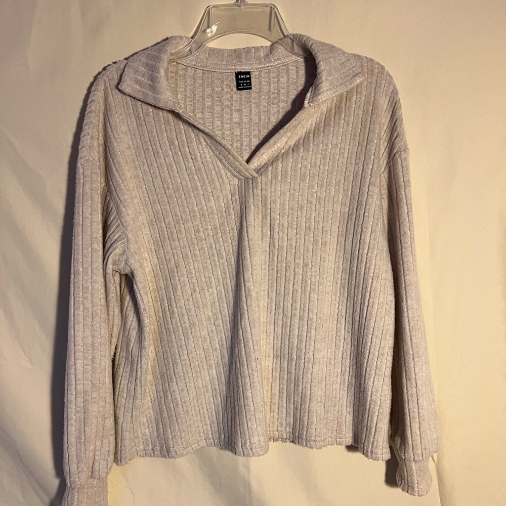 Beige Ribbed Long Sleeve Top. Size US 4 (S)